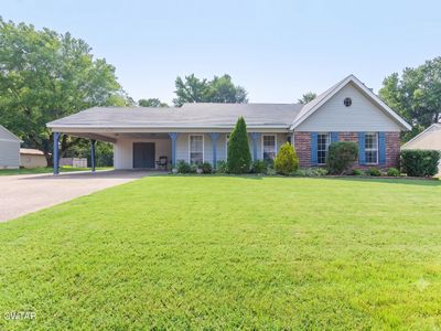 43 Buttonwood Dr