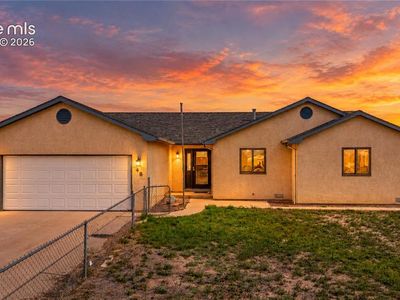 648 S Las Verdes Dr