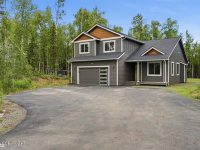 1381 N Meadow Lakes Loop