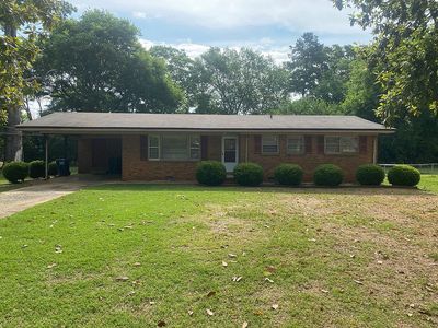 706 Marion Dr