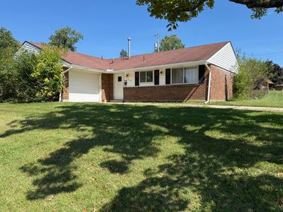 1590 Stouder Dr