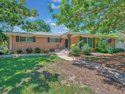 1732 Hilltop Dr