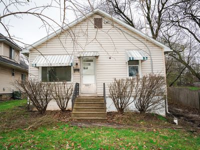 627 Manhattan Rd
