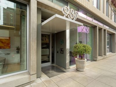 937 NW Glisan St Unit 430