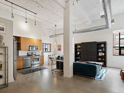 718 Washington Ave N SUITE 602