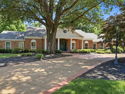 12 Rolling Rock Ln