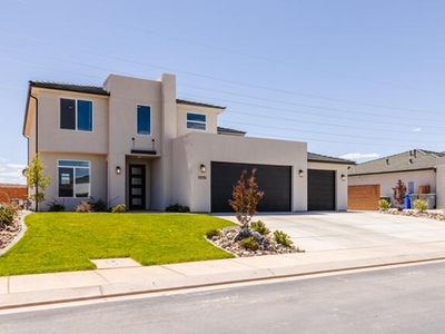 1370 E Honeycomb Dr