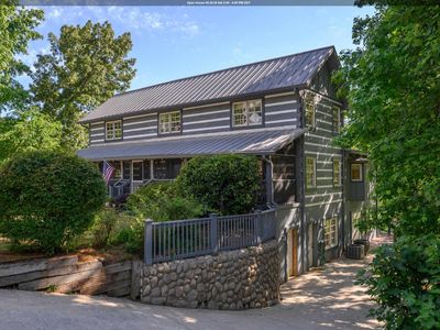 389 Ridge Dr