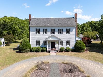 3679 Oak Lawn Farm Rd