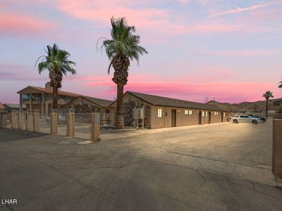 9122 Riverside Dr APT 2