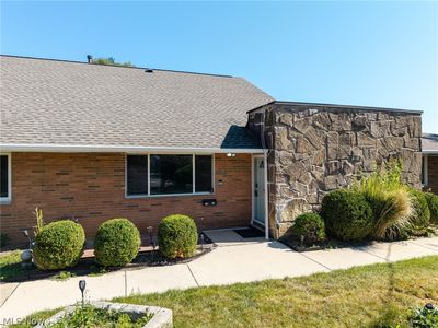 21860 River Oaks Dr APT 2G