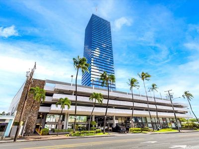 1750 Kalakaua Ave APT 802