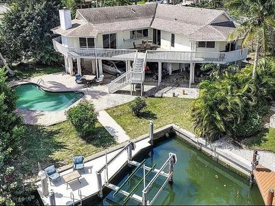 1800 Woodbine CT