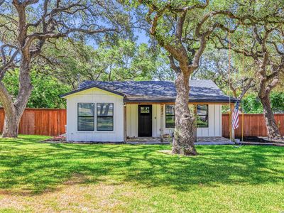 221 W HIGHLAND DR