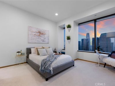 1100 Wilshire Blvd APT 3607