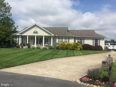 49 Eagle Dr