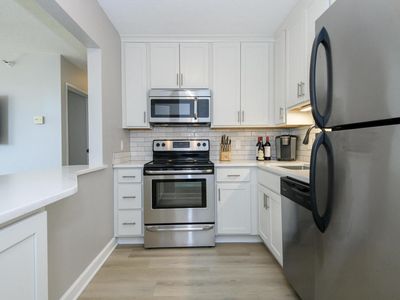 1660 N Prospect AVENUE #805