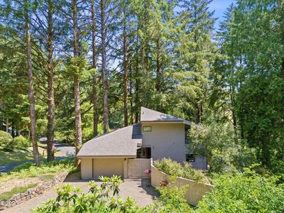 103 Salishan Dr