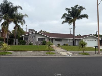 13761 Carlsbad Dr