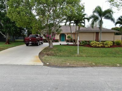 743 SE Elwood Avenue