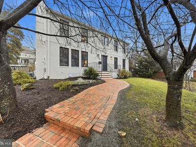 2505 N Kenilworth St