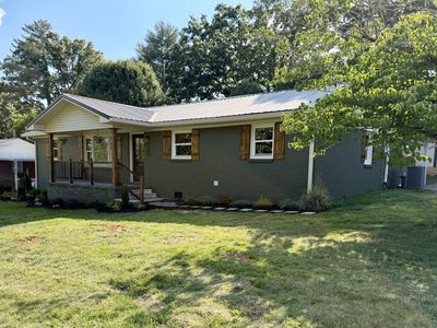 309 Moss Dr
