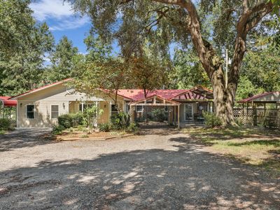 1010 Black Oak Rd