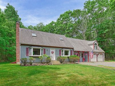 Property at 170 Rocky Hill Rd, Rehoboth, MA