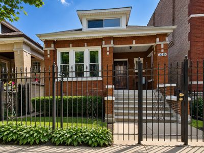 3345 W Carroll Ave
