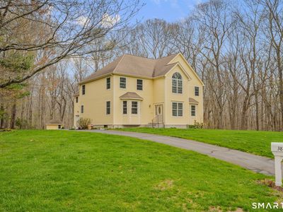 38 Jeremy Drive
