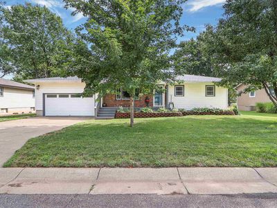 207 Summit Dr