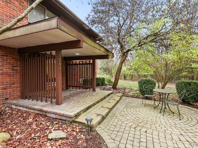 21501 W Thirteen Mile Rd