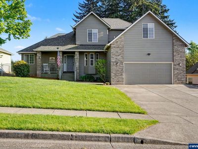 Property at 812 SW 8th St, Sublimity, OR