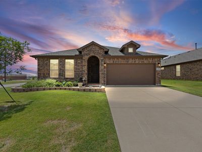 1216 Larkspur Ln