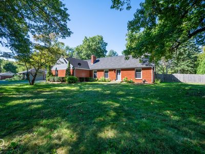 4370 Grayson Dr