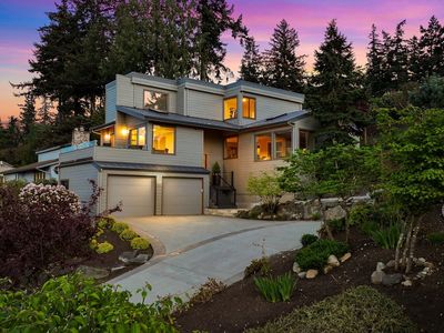 220 Bayside Road
