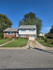104 Northampton Dr