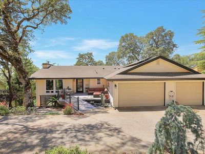 12600 Jayhawk Ct