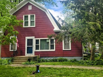 114 E Center St