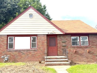 162 Sheridan Ave