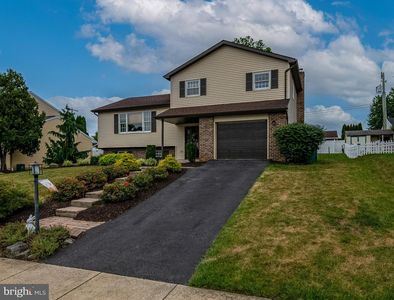 3028 Linda Ln