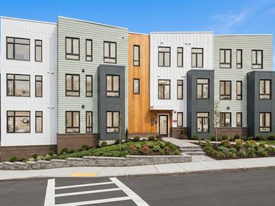 34 Oak St #303