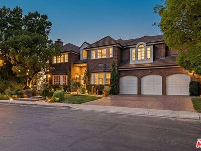 12053 Crest Ct