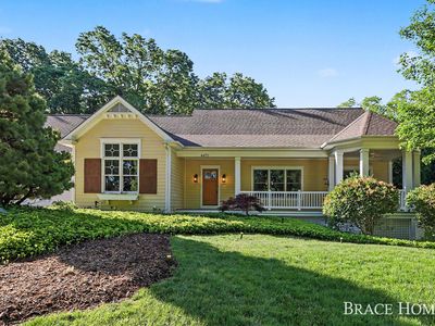 4470 Oak Arbor Dr NE