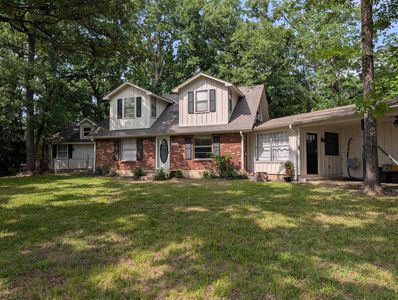 155 Lake Dr