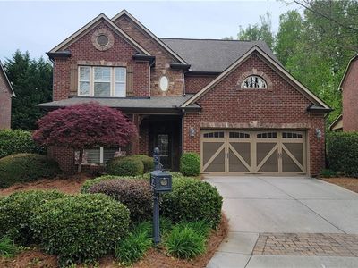3195 Stonecrest Dr