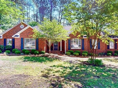281 E Gate Dr