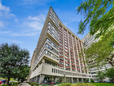 3410 N Lake Shore Dr APT 6E