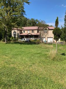 699 Budd Road