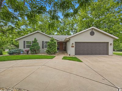 1297 N Forrest Dr